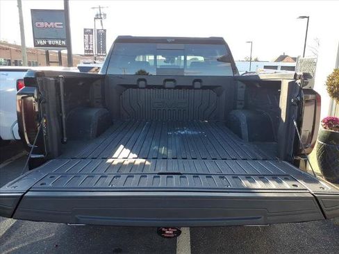 New 2025 GMC Sierra 1500 Denali Ultimate image 12