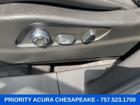 Used 2025 Cadillac XT4 Premium Luxury AWD/4WD image 10