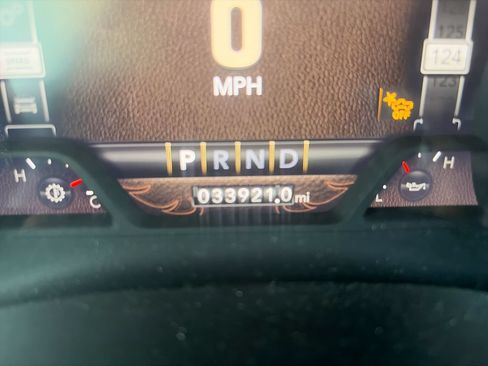 Used 2023 RAM 1500 Laramie AWD/4WD image 12