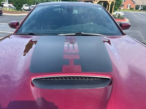 Used 2018 Dodge Charger R/T RWD image 5