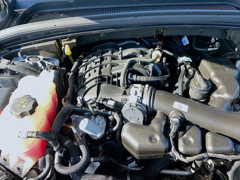 Used 2024 Jeep Grand Cherokee Altitude image 30