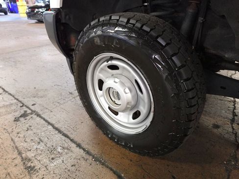 Used 2017 Ford F250 XL w/ Power Equipment Group image 21