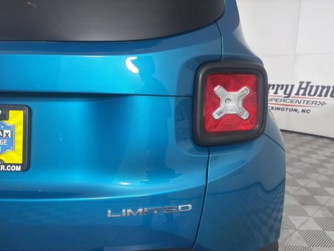 Used 2022 Jeep Renegade Limited w/ Sun, Sound & Wheels Group AWD/4WD image 37