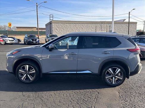 Used 2023 Nissan Rogue Platinum w/ Platinum Premium Package image 6