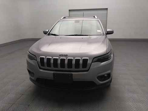 Used 2019 Jeep Cherokee Latitude Plus FWD image 15