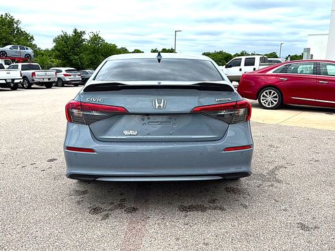 Used 2024 Honda Civic Touring image 6