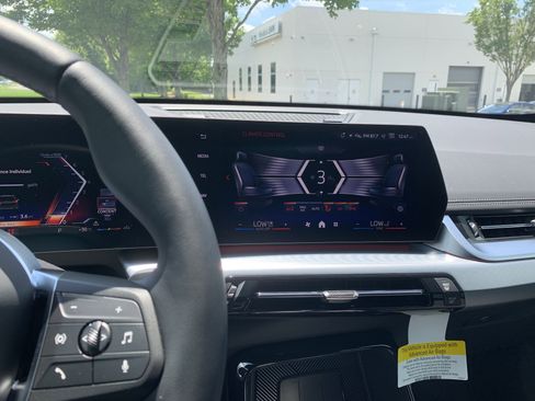 Used 2025 BMW X1 xDrive28i w/ Convenience Package image 25