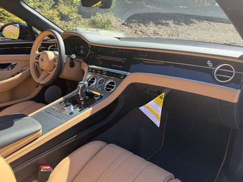 New 2026 Bentley Continental GTC image 2