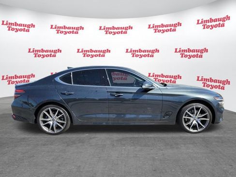 Used 2023 Genesis G70 2.0T image 26