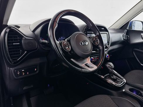 Used 2020 Kia Soul EX w/ Option Group 015 FWD image 21
