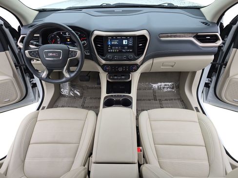 Used 2021 GMC Acadia Denali w/ Denali Technology Package image 13