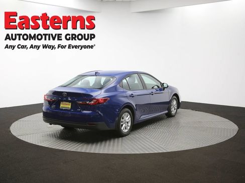 Used 2025 Toyota Camry LE w/ Convenience Package image 38