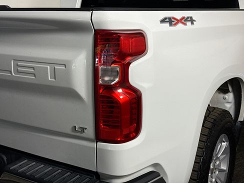 Used 2023 Chevrolet Silverado 1500 LT w/ Work Truck Package AWD/4WD image 33