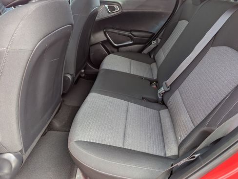 Used 2022 Kia Soul S image 28