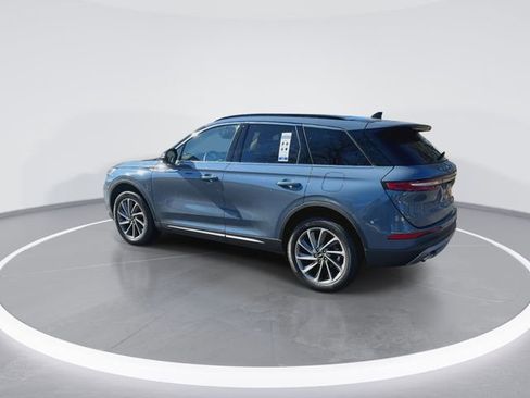 New 2026 Lincoln Corsair Premiere image 5