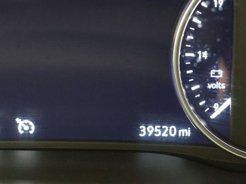 Used 2024 Buick Enclave Premium image 20