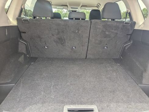 Used 2024 Nissan Rogue S FWD image 28