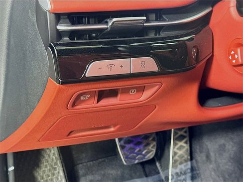 Used 2025 Genesis G80 3.5T Sport image 21