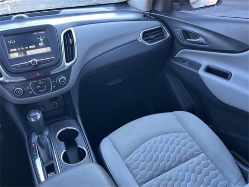 Used 2018 Chevrolet Equinox LS image 14