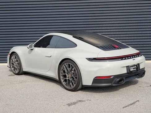 Certified 2025 Porsche 911 Carrera RWD image 3