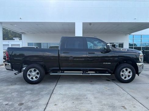 Used 2026 RAM 2500 Big Horn AWD/4WD image 8