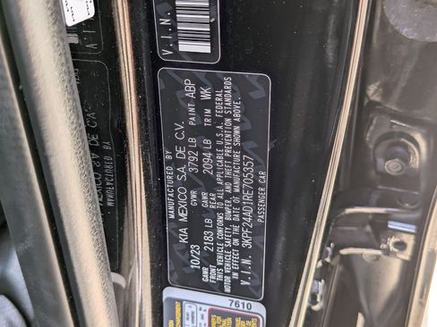 Certified 2024 Kia Forte LXS FWD image 34