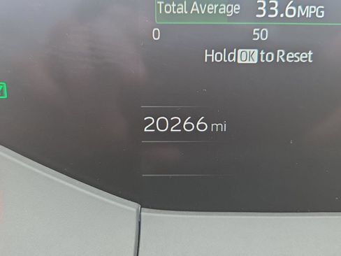 Used 2024 Toyota Prius Limited image 30