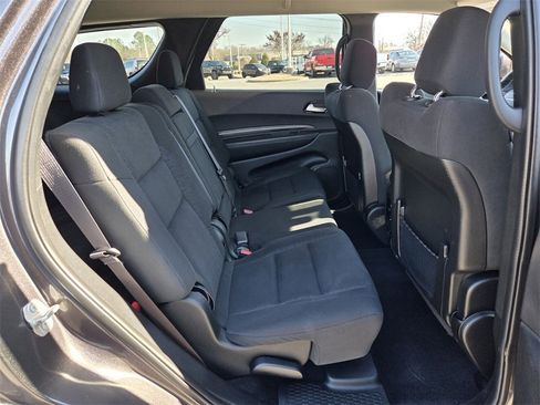 Used 2021 Dodge Durango SXT image 12