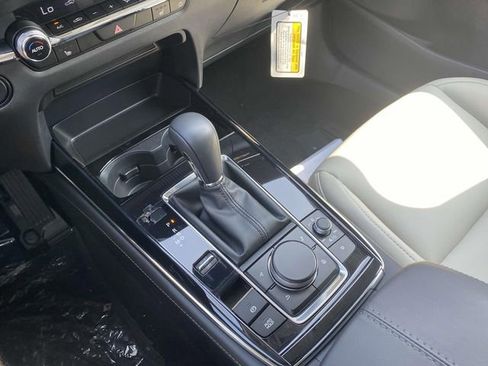 Used 2025 MAZDA CX-30 AWD 2.5 S w/ Preferred Package image 12