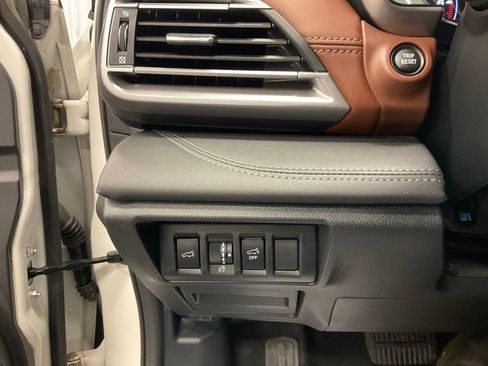 Used 2022 Subaru Outback Touring image 21