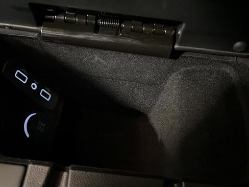 Used 2018 Dodge Challenger R/T Scat Pack image 24