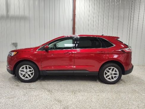 Used 2024 Ford Edge SEL w/ Convenience Package AWD/4WD image 7