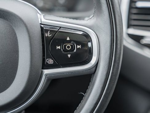 Used 2022 Volvo XC90 T6 Inscription w/ Climate Package image 23