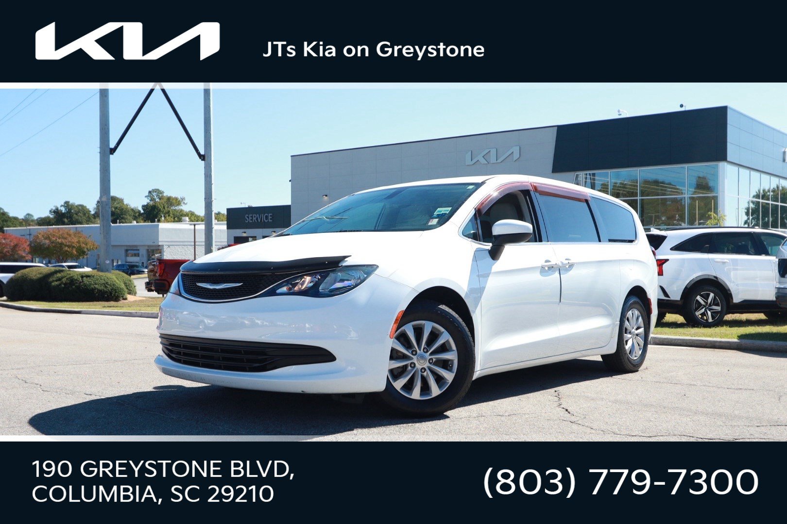 Used 2017 Chrysler Pacifica Touring w/ Tire & Wheel Group FWD 360° Tour