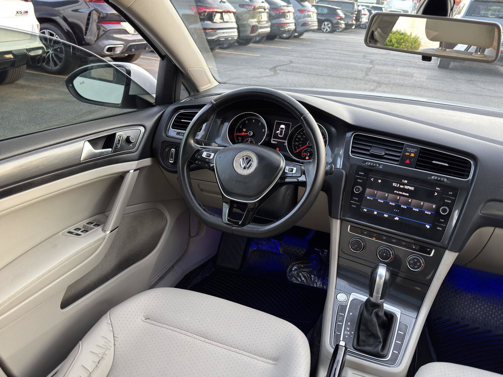 Used 2019 Volkswagen Golf 4-Door FWD image 31