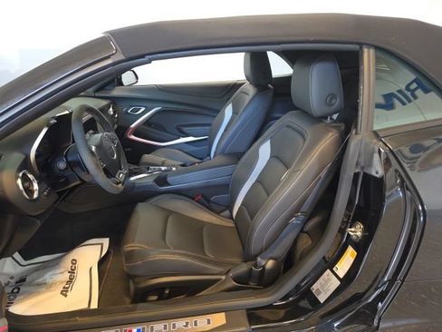 Used 2024 Chevrolet Camaro LT RWD image 10