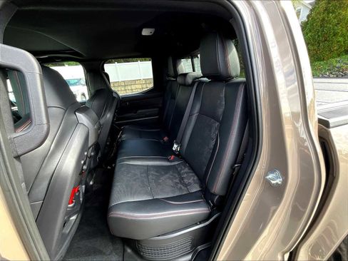 Used 2025 Toyota Tacoma TRD Pro image 15