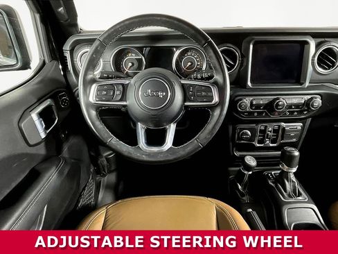 Used 2022 Jeep Wrangler Unlimited Sahara w/ Cold Weather Group AWD/4WD image 8