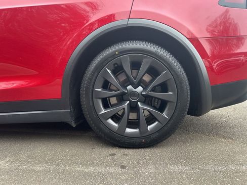 Used 2023 Tesla Model X image 30