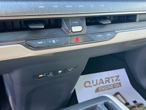 Certified 2026 Kia EV9 Wind image 20