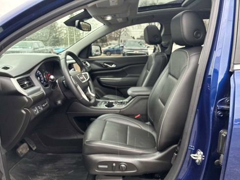 Used 2023 GMC Acadia SLT w/ Technology Package image 20