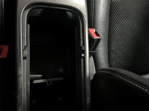 Used 2019 Dodge Journey Crossroad image 33