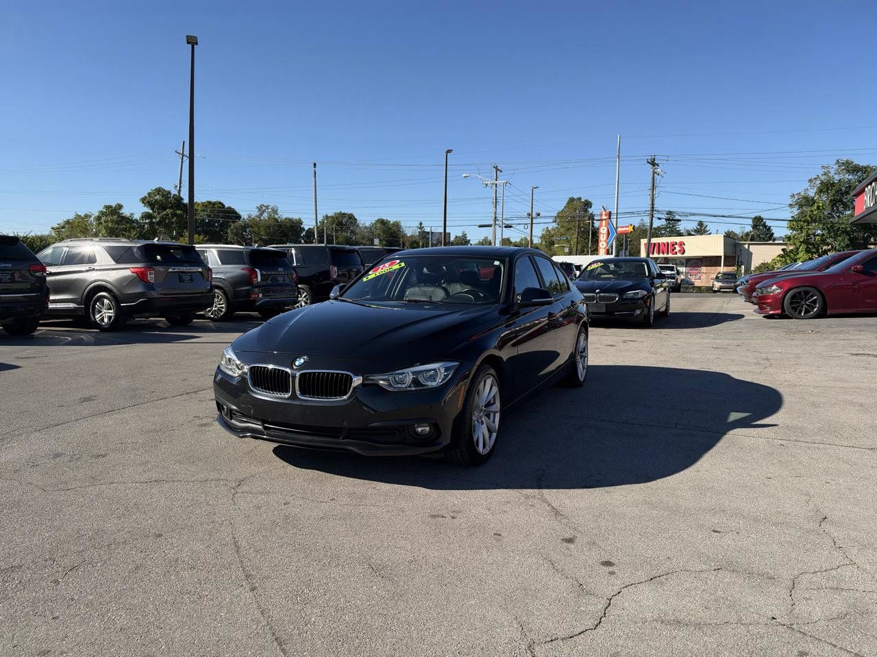 Used 2018 BMW 320i xDrive Sedan AWD/4WD image 7