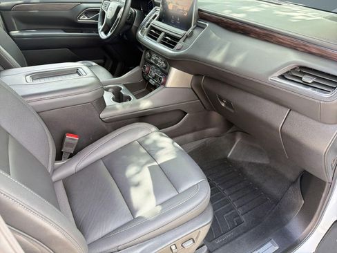 Used 2023 Chevrolet Tahoe Z71 w/ Luxury Package image 31