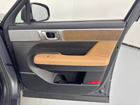 Used 2024 Hyundai Santa Fe Limited image 45