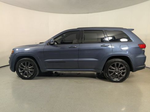 Used 2019 Jeep Grand Cherokee High Altitude RWD image 4