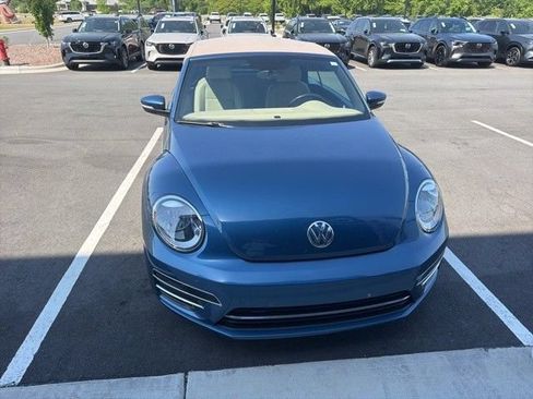 Used 2019 Volkswagen Beetle 2.0T FWD image 11