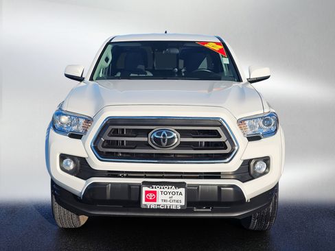 Used 2022 Toyota Tacoma SR5 w/ SR5 Appearance Package (SM) image 8