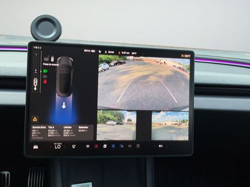 Used 2025 Tesla Model 3 Long Range AWD/4WD image 16