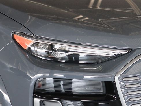 New 2027 Audi Q6 e-tron Premium AWD/4WD image 27